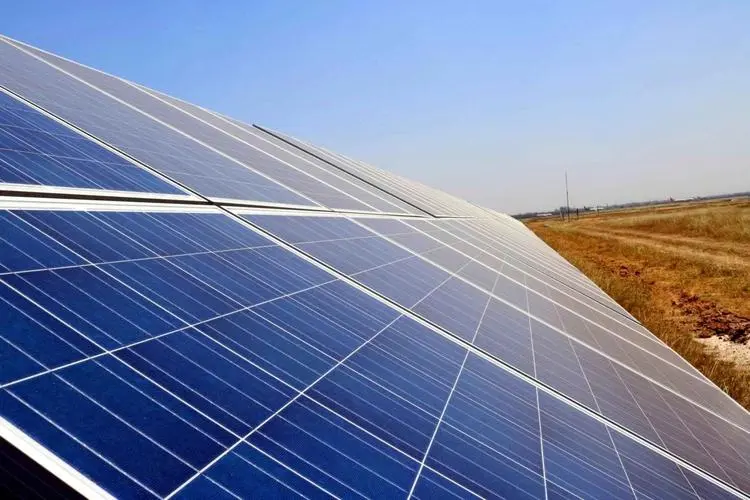 印度对华进口太阳能组件涂氟背板征反倾销税