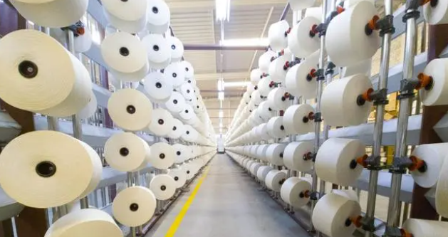 纺织国际贸易企业内外市场拓展忙
